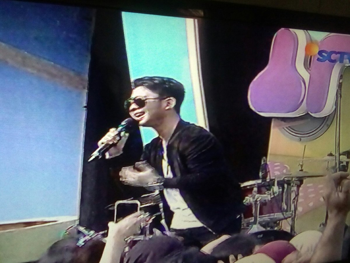 Yee akhirnya  
RAFLY DI INBOX SCTV