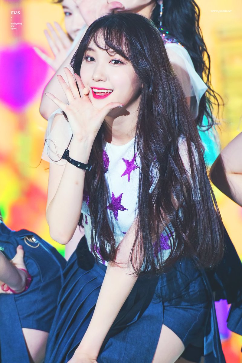 MAS_PLDZ's tweet photo. 170901 #Pristin 열린음악회
#프리스틴 #Roa #로아

https://t.co/v1kQTJXRa0
https://t.co/Ma3vdFob5d
https://t.co/Pi8uRxBxZJ https://t.co/n2vHAKpkNj