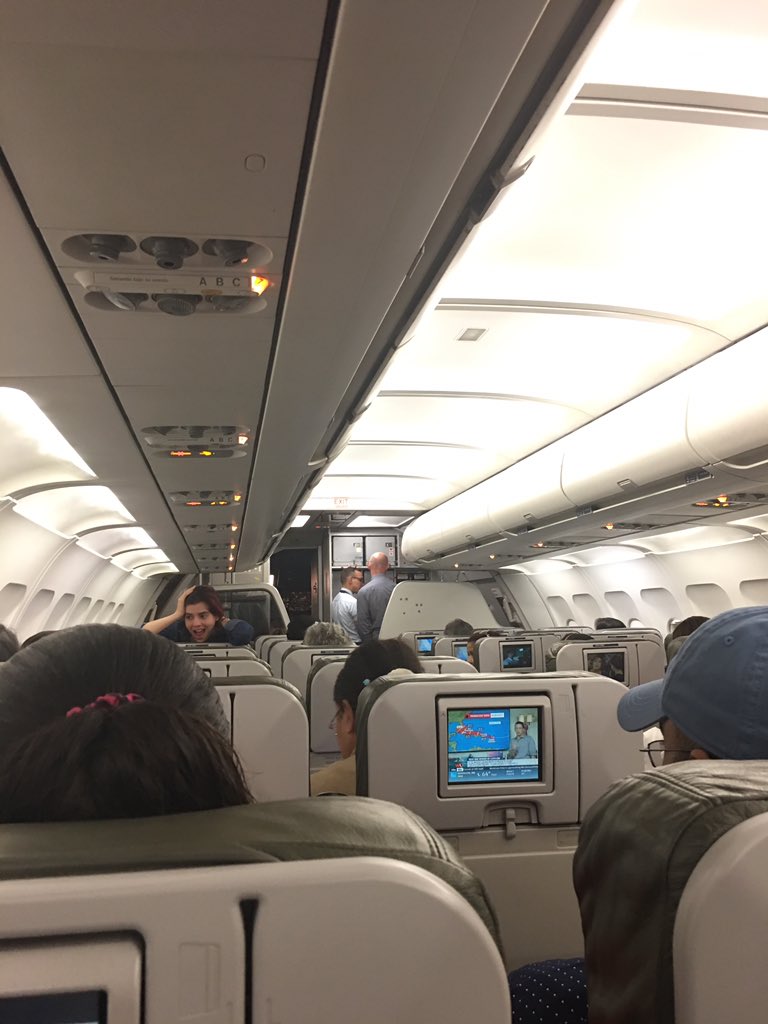 ArielJMorel's tweet photo. @JetBlue guess we are flying this bad boy ourselfs, it does not seem like they have any interest. https://t.co/rc5NwBR53K