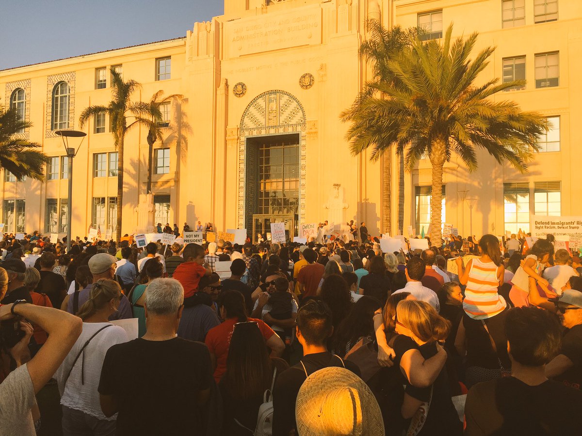 colinmathewson's tweet photo. Standing with the #DREAMer s No human is illegal. #God dreams abundant life for all. https://t.co/eeZnrljLiQ
