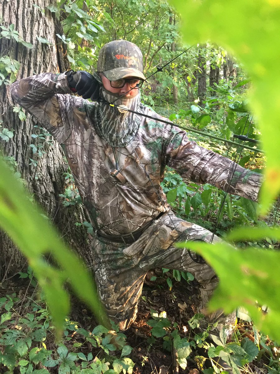 DeerCutter_Inc's tweet image. Full Draw is Money. #DeerCutter.org