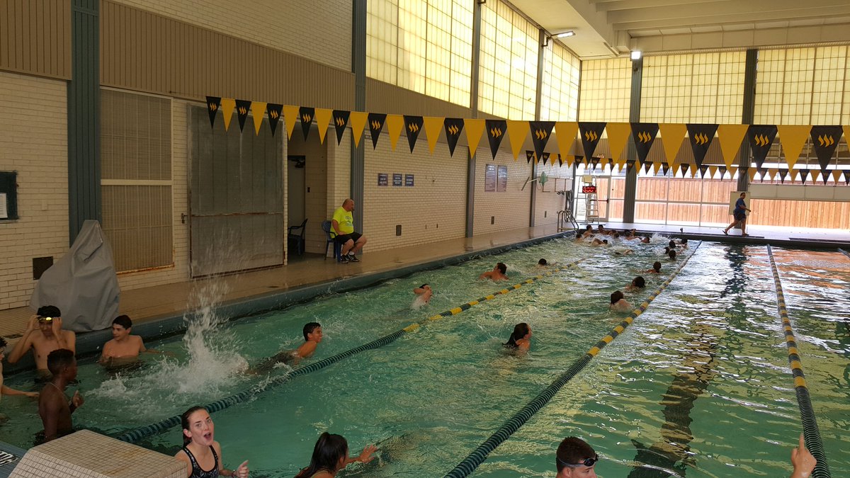 NCHSTF's tweet photo. That's not your Nolan swim team, that's 30 runners packed into 2 lanes for cross training! #aerobicdevelopment https://t.co/LDaI1ubRQw