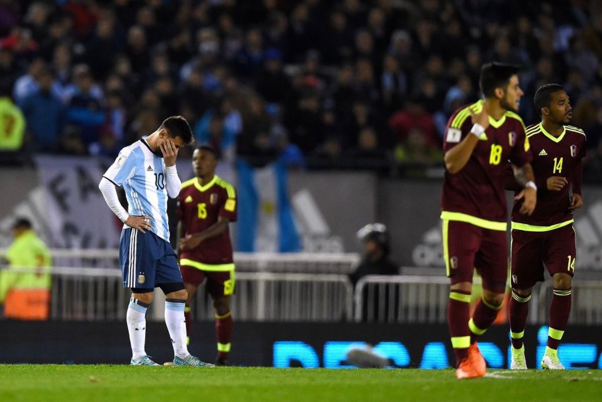 SoundGravedj's tweet photo. NO TE MERECEMOS MESSI... https://t.co/NNjgzM4Vka