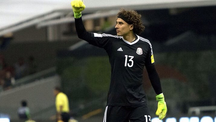 ¿Y siguen dudando de Ochoa con la selección? 🙄🙄

¡PARTIDAZO del arquero mexicano! 

¿Cuántos RTs🔃 para él?