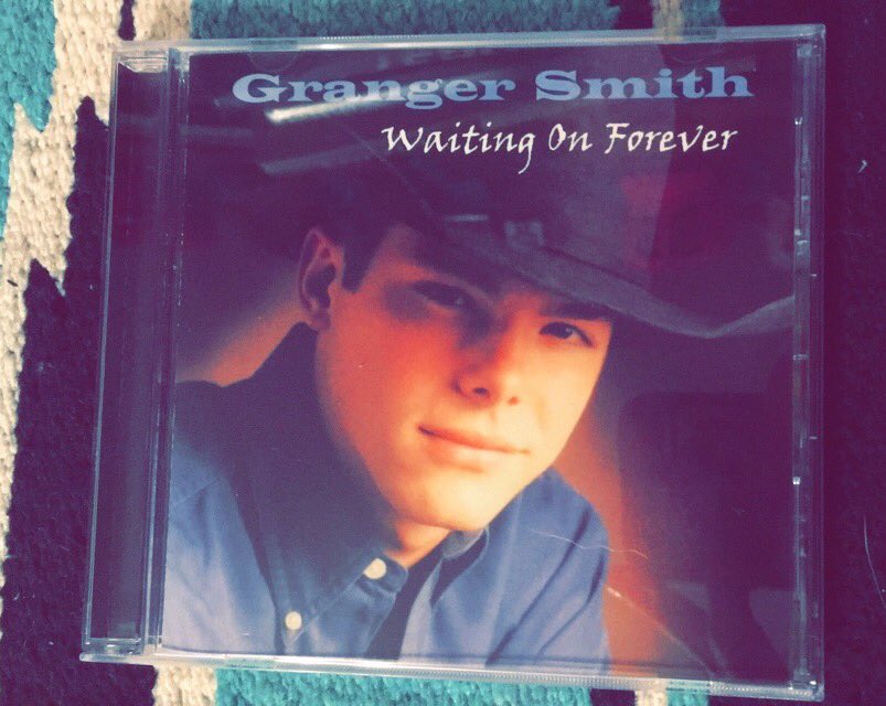 JenniferWuk's tweet photo. I've been trying to get this cd for about 6 years now but I couldn't find it anywhere. Now it's finally for sale on @GrangerSmith 's website https://t.co/eqryjneDnw