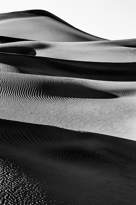 Art for the Eyes!  buff.ly/2wuir7B <a href="/DeathValleyNPS/">Death Valley NP</a> #deathvalley #desert #California #sanddunes #sand #NatureOne #naturelovers