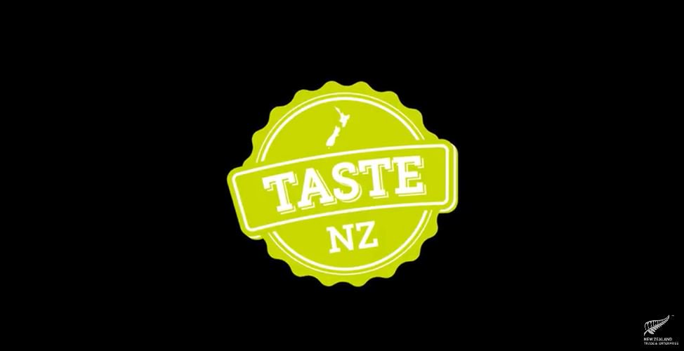 NZTEnews's tweet photo. Cheers to @umschina for best international campaign helping us connect a group of kiwi-loving Chinese consumers: https://t.co/pdIJi8LkpM https://t.co/ifs8NJyZUo
