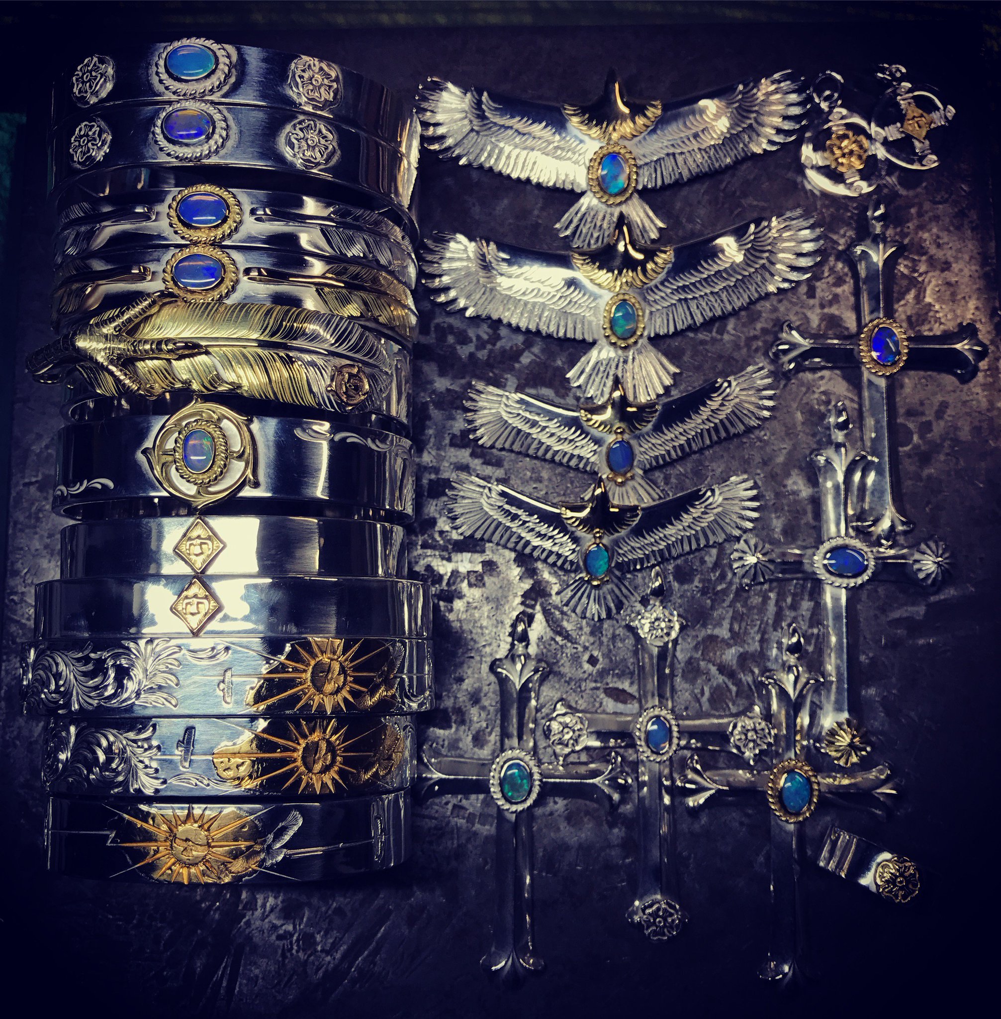 鷲見太郎　唐草バングル　Mサイズ 鷲見太郎 カスタムバングル S 唐草 新色登場 鷲見太郎 Taro 即購入OK☆