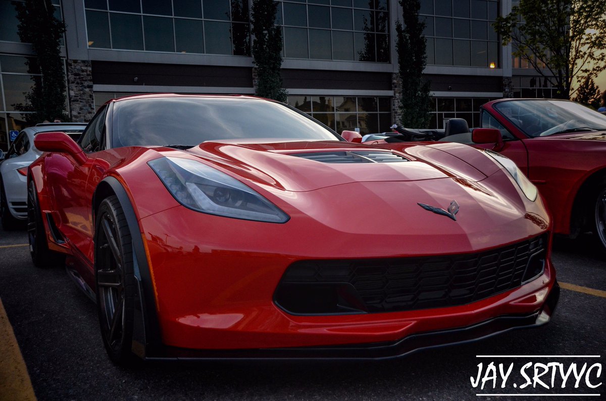 Line of Ferraris and the evasive C7 Z06 #eurocarsandcoffee #yyc #calgary #ferrarinight #yyc #calgary #chevy #z06