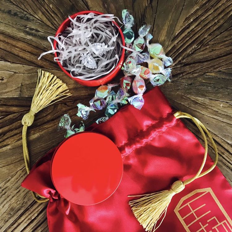 hairdrawstring1's tweet photo. Second time to order . #candybag #satingiftbag #weddinggiftbag #customdrawstringbag #satinbagwithtassel #silk #goldtassel #silksatinbag https://t.co/SxIP0uIurs
