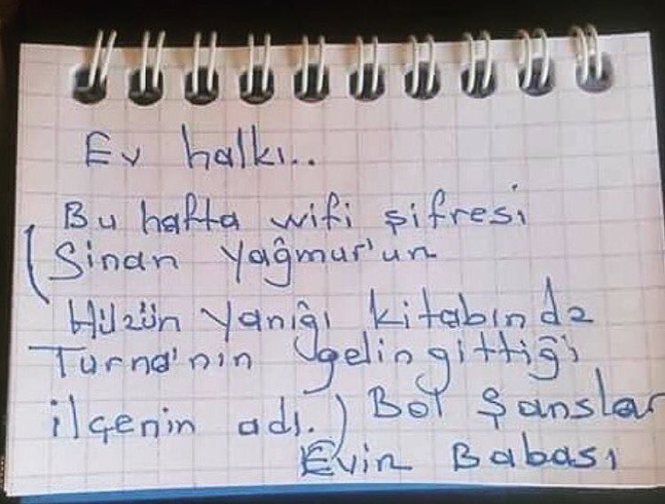 Çocuklarını okuyama teşvik eden baba