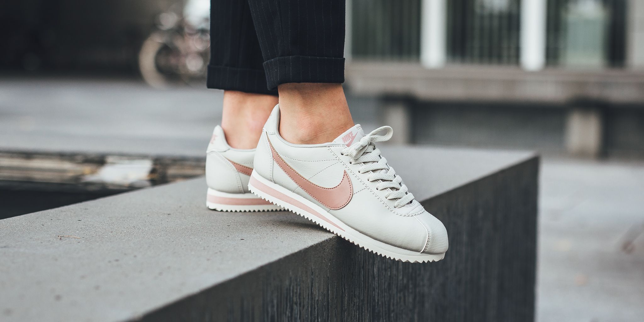 Titolo on X new Nike Wmns Classic Cortez Leather Light Bone Particle Pink Summit White SHOP HERE https t AUgmmFg2iX nike cortez https t M94K3KGq5I X