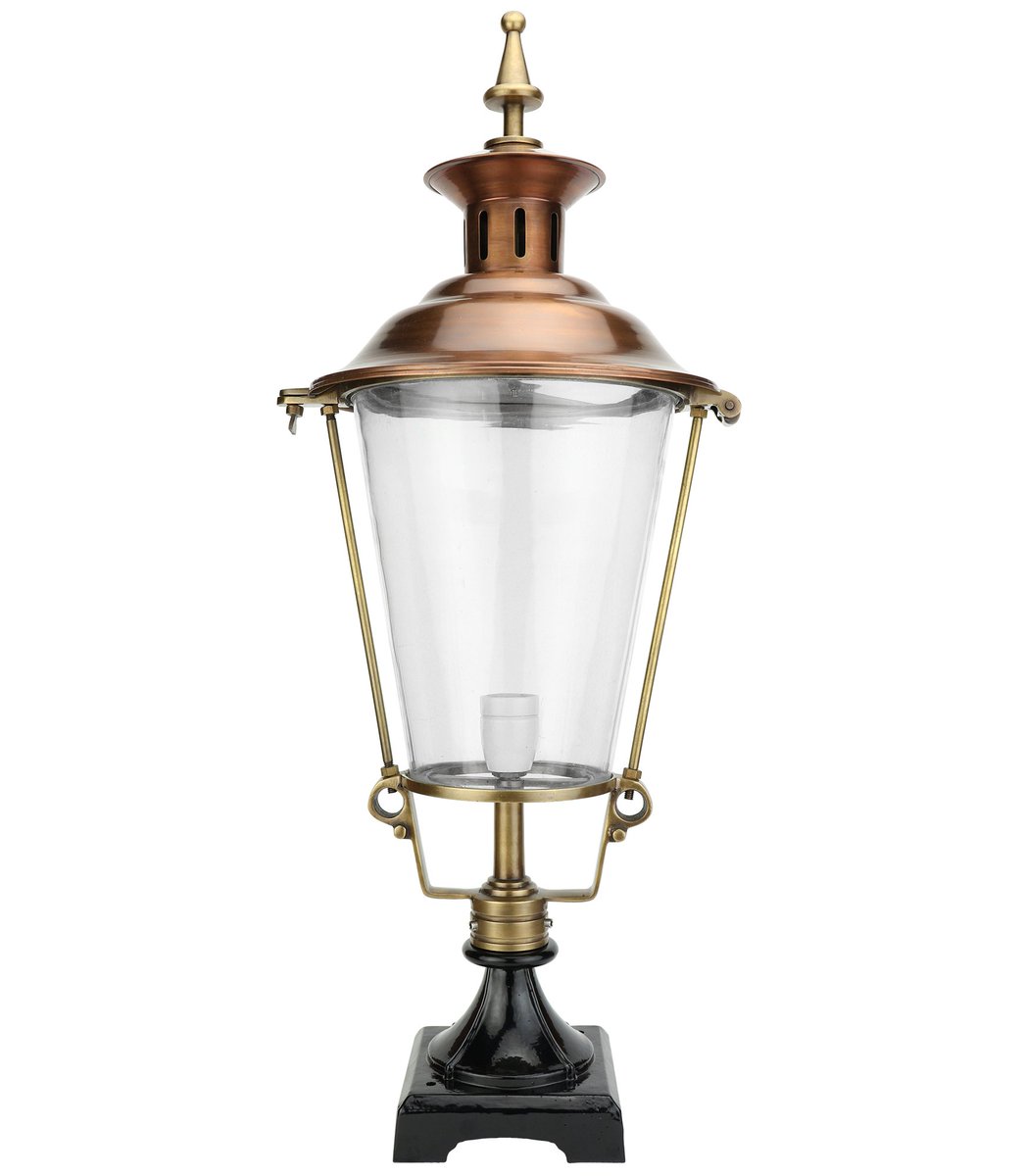 Prachtige bronzen buitenlantaarn!
manves.nl/tuinlantaarn-r…