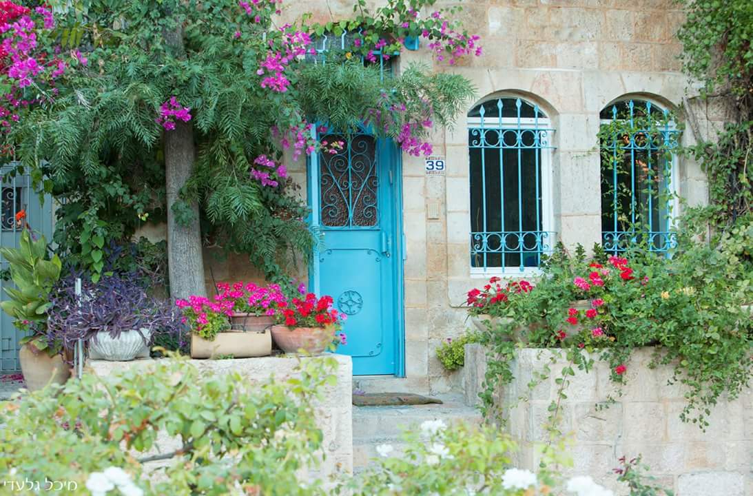 2010Shadee's tweet photo. إحدى بيوت يافا المحتله https://t.co/wT1kNTqBDd