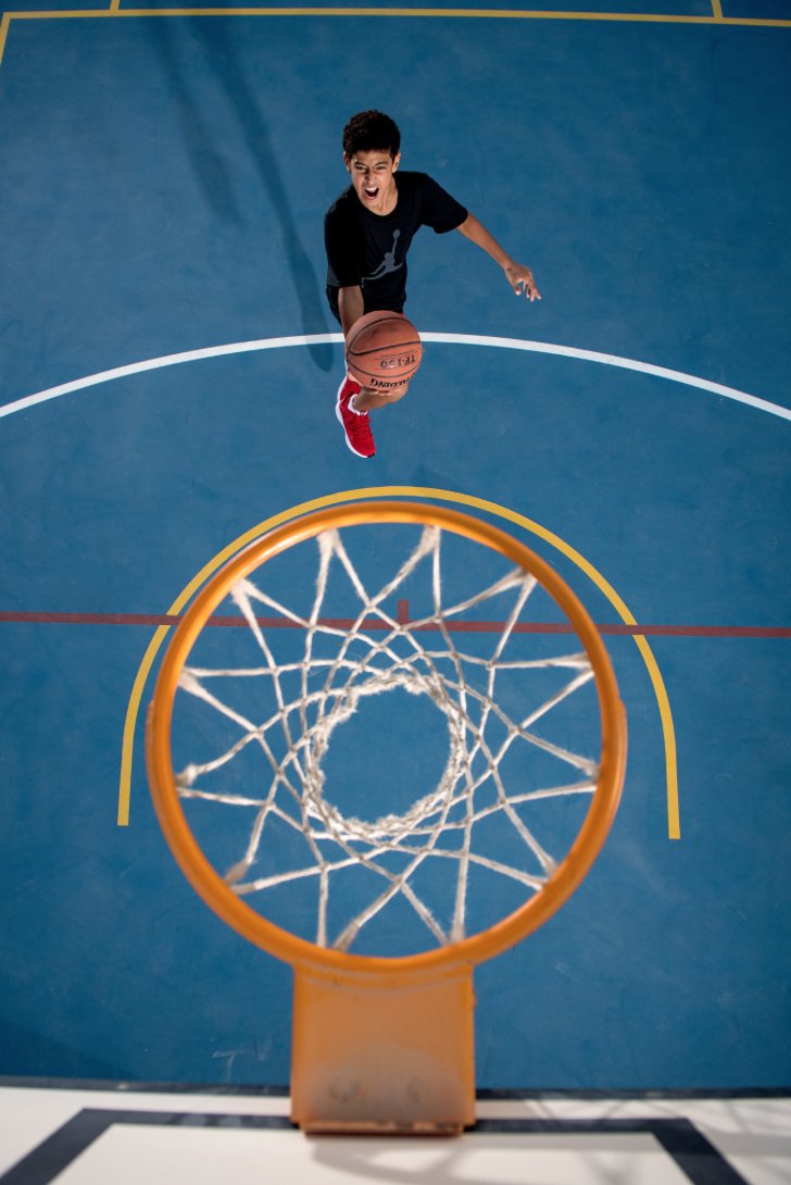 SunSandSport's tweet photo. Master the court and #OwnTheSchool with basketball gear from #SSS. Shop #BackToSchool gear in-stores &amp; online: https://t.co/WJv1puo480 https://t.co/10acuGMTZZ