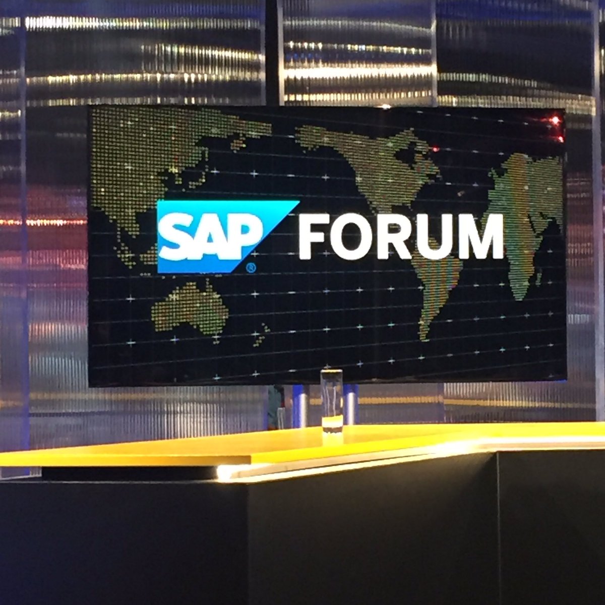 MarioLopezLopez's tweet photo. @AccentureTech @accenturebelux #liquidstudios We are ready to start @SAP_Belgium #SAPforum https://t.co/BMWu8qcsUG