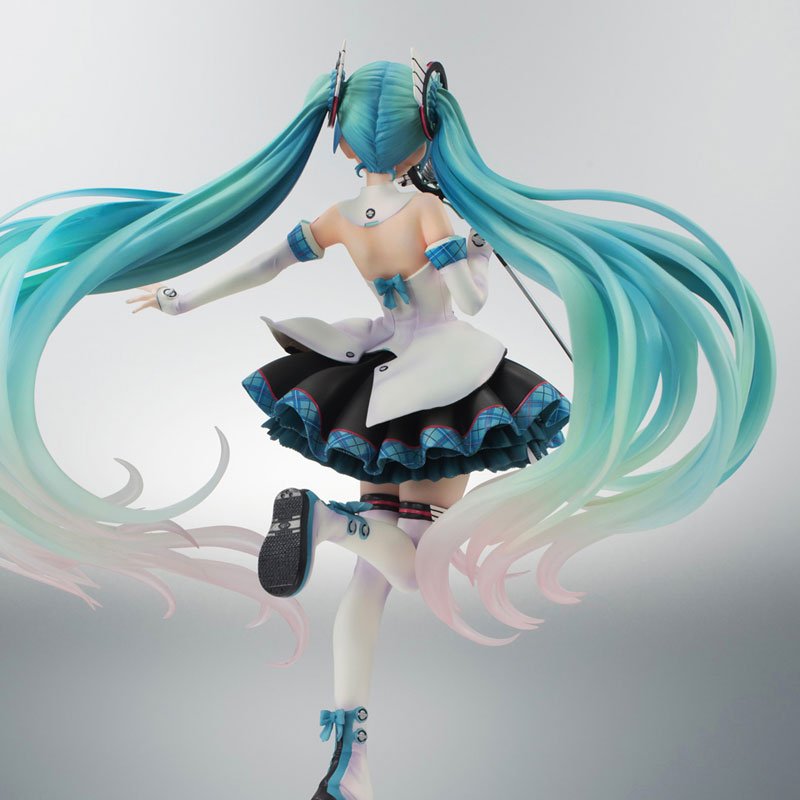 Hatsune Miku Magical Mirai 2017 ver. complete figure pre-orders