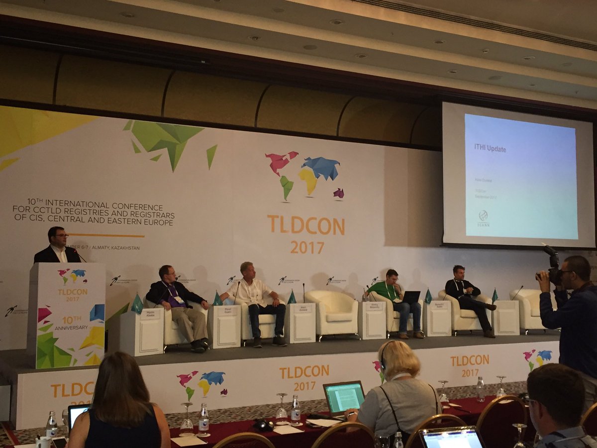 icann_ru's tweet photo. Ален Дюран представляет проект #ITHI на сессии по #DNSabuse на #TLDCON #ICANN https://t.co/Mb4JDRldVh