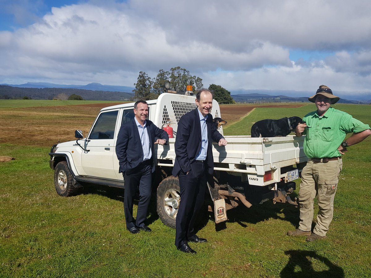 Farm Ute, Kelpies what an office experience 4ANZ Ceo @ElliottShayne &amp; <a href="/crouch_philip/">Philip Crouch</a> location Ashgrove Tasmania <a href="/sparkscccc/">Chris Sparks</a> <a href="/bartmcculloch/">Bart McCulloch</a>