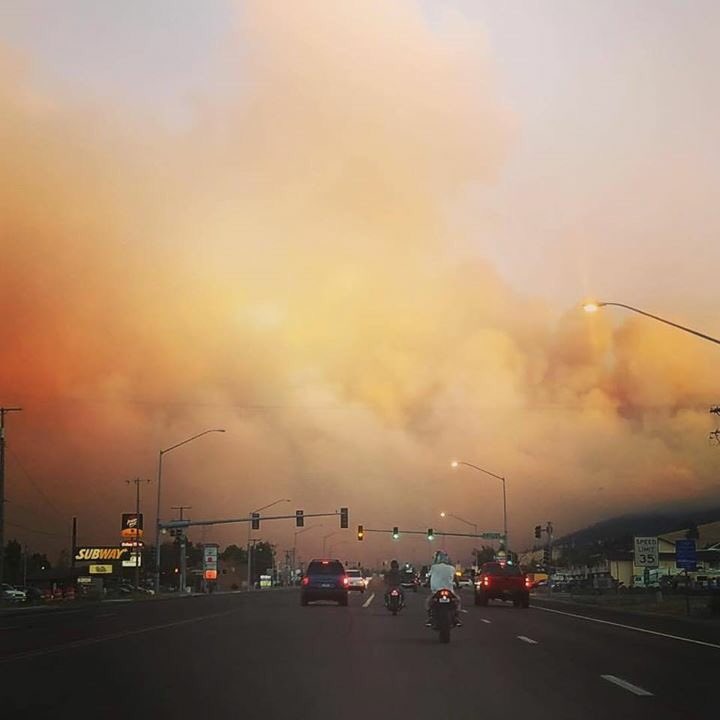 MichelleAlksne's tweet photo. This is happening in the States. From all of us up here in Canada, we have you all in our thoughts &amp; prayers. https://t.co/5PS9UULmVU