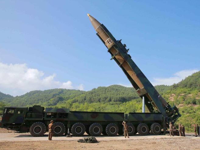 Corriere's tweet photo. Nord Corea, test 10 volte più potente di Hiroshima | Video https://t.co/vpFi1jHqxC https://t.co/ydl4Df7Pl7