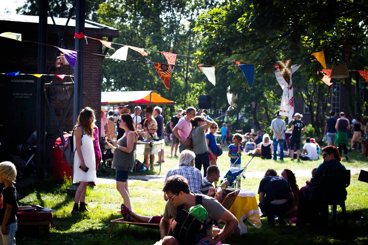 Zaanstreek's tweet photo. Deze zondag echte #HEMbrug dag: Rondleidingen @Hembrugmuseum, festival Hembrug Happening en Aftersun party #Lab44 https://t.co/dW8cMlNIRz https://t.co/bhhdpMEvIe