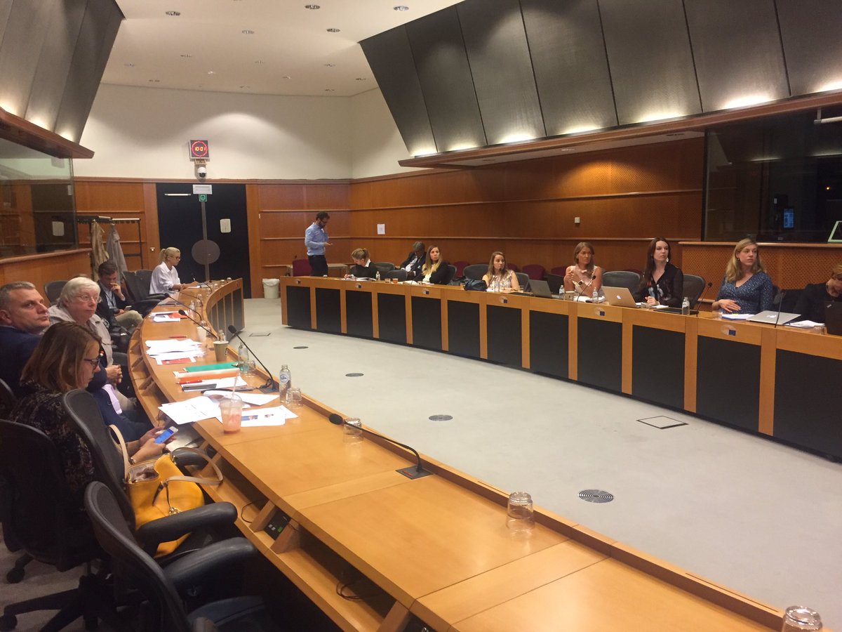 Discussing with <a href="/eutechalliance/">European Tech Alliance</a> and MEP <a href="/PKouroumbashev/">Peter Kouroumbashev</a> about #eprivacy , ancillary services, cookies 🍪 and browsers