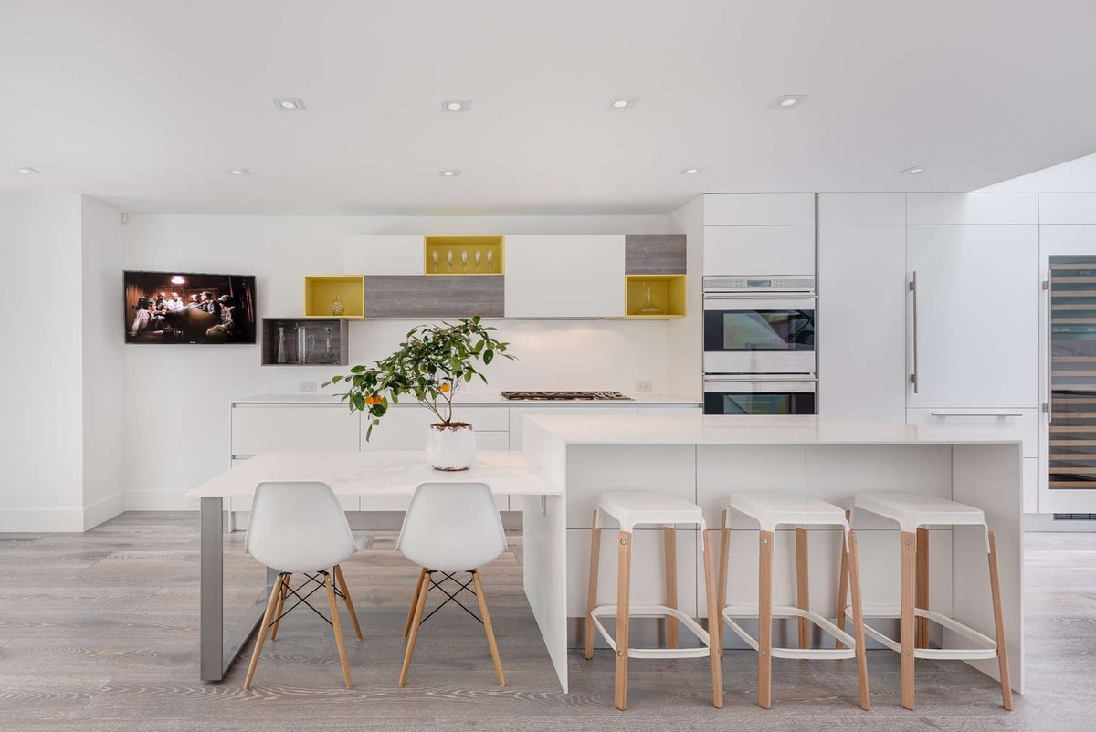 Yorkville Residence by AUDAX Architecture | homeadore.com/2015/03/03/yor…
Please RT #architecture #interiordesign