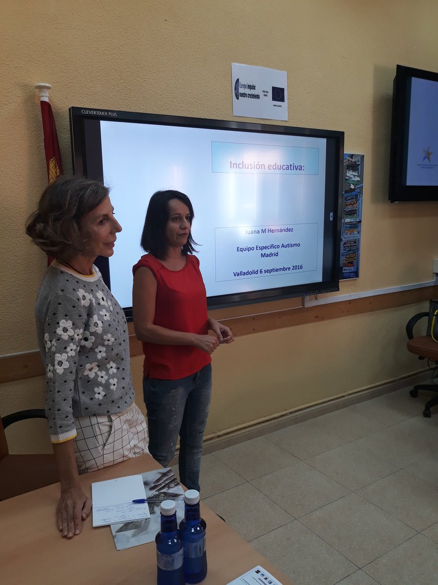 CREE_CYL's tweet photo. @CREE_CYL @educacyl en @CFPIdiomas Jornadas de Trabajo #AulasCyL con Juana M Hernández del E. E. Autismo de Madrid https://t.co/xJBiQYjn0E