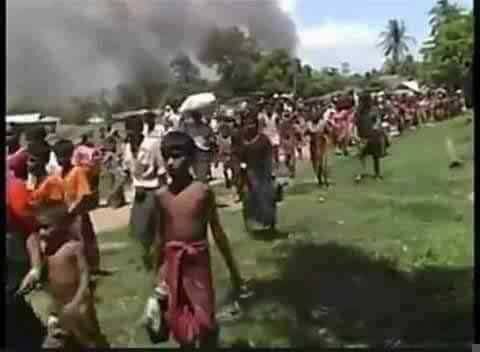 Saki_Haydori's tweet photo. #Where_are_human_rights?  #Stop_Genocide_in_burma #Free_MUSLIM, #Please Stop Killing Rohingya Muslim. https://t.co/jo1iWlGEdo