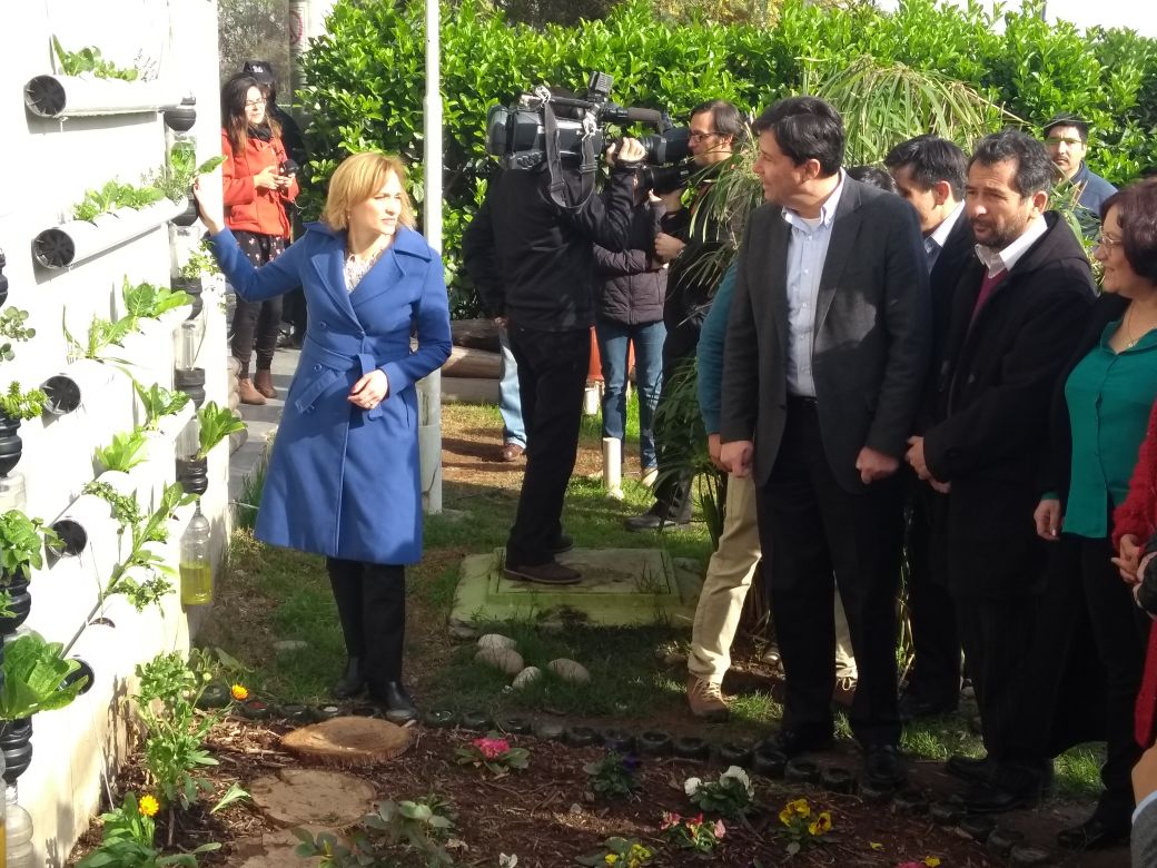 dr_pegarcia's tweet photo. Ahora en Centro de Acopio/Reciclaje de @LaGranjaMuni con CGoic, Alc Delpin y PBadenier.
Reciclar=Vidabuena=Salud
#GoicPresidenta #Dist10 https://t.co/9zRSUduzbT