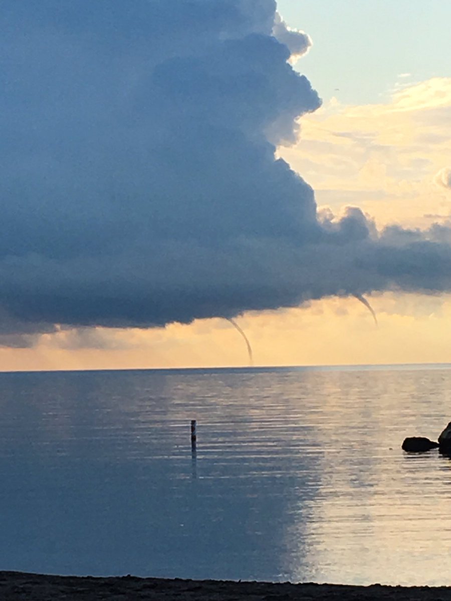 Waterspout over Lake Ontario this morning, visible from Ashbridges Bay. Thoughts, <a href="/weathernetwork/">The Weather Network</a>? #onstorm #tornado #toronto #LakeOntario