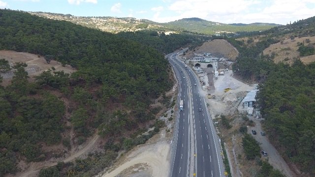 İzmir-Manisa arasını 15 dakikaya indirecek olan Sabuncubeli Tüneli’nde sona yaklaşıldı.> goo.gl/mPxiVP