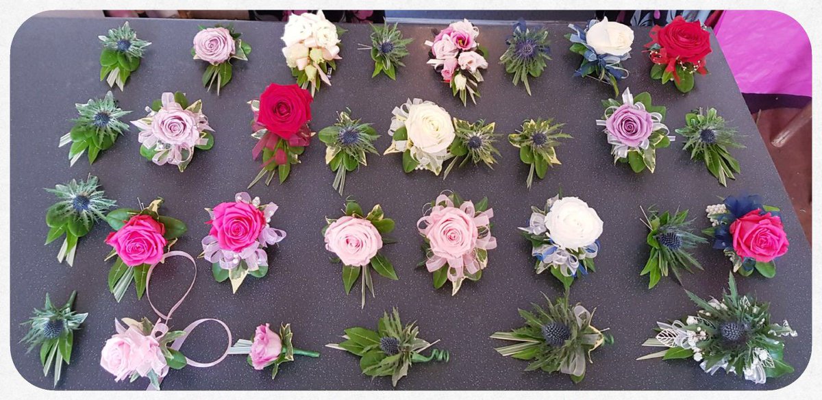 #corsage madness at Bonnie Fleurs