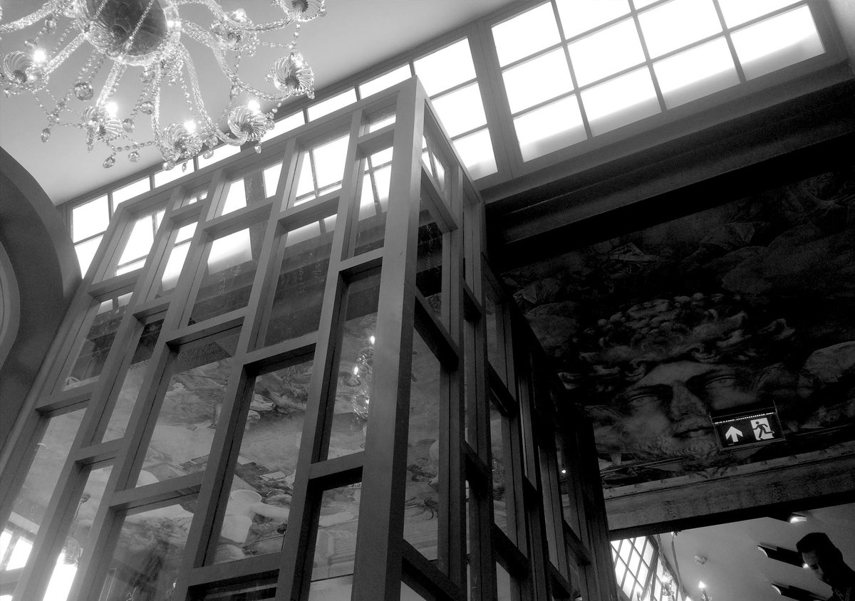 portofinohythe's tweet photo. A sneaky peek at the murals on our cocktail bar ceiling... #AmorePortofino https://t.co/YCgKuxmGjb