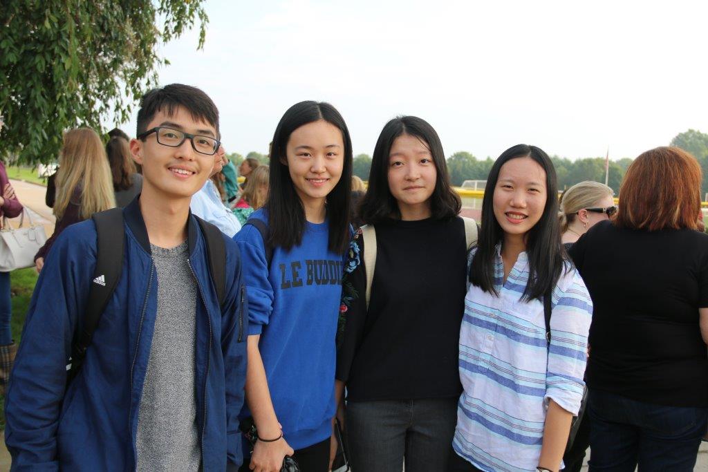 ranneyschool's tweet photo. @RanneyUS #RanneyUS Upper School students are off to their annual retreats https://t.co/IJj8mxKxEt