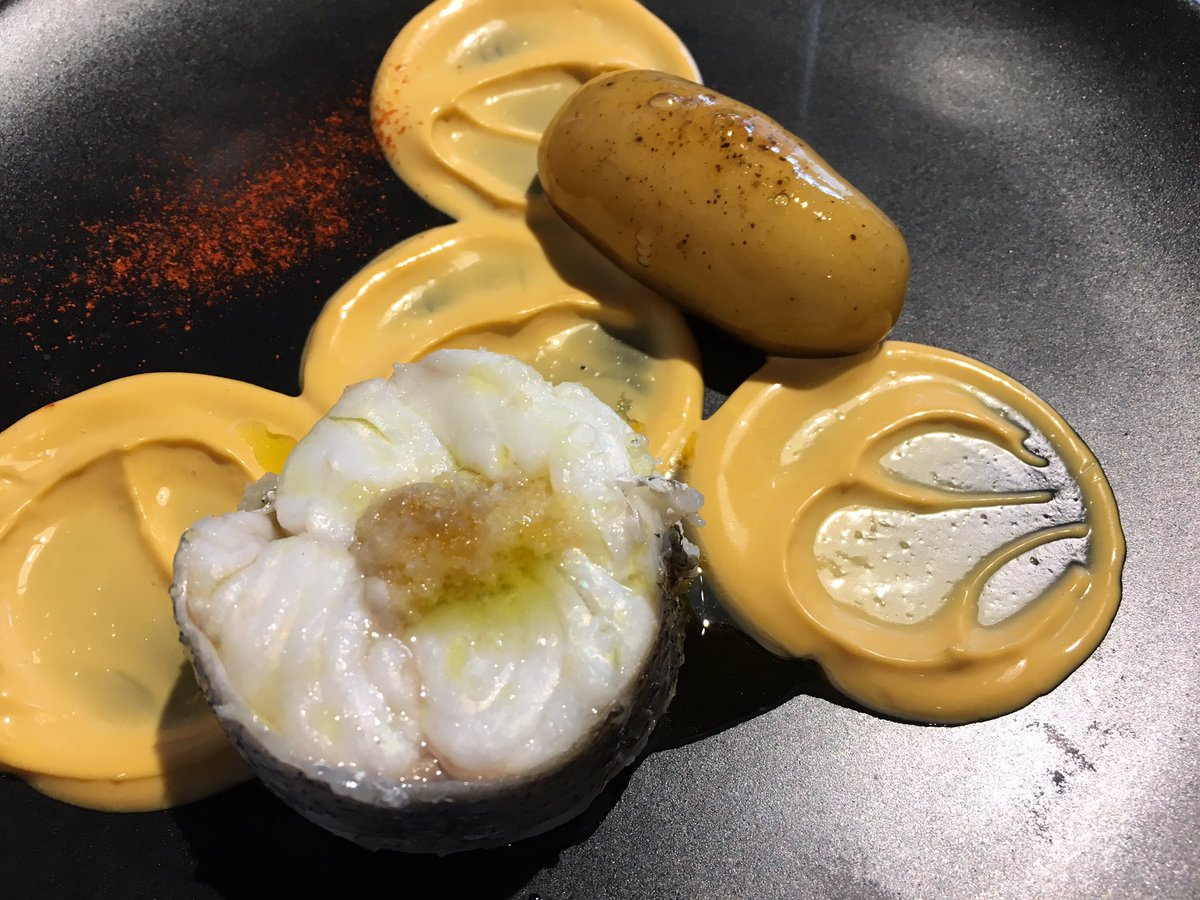 Lo hacen muy bien <a href="/Yolicocinandos/">YoliCocinandos</a> y Juanjo <a href="/cocinandos/">Juanjo Cocinandos</a>. Un restaurante del que no se habla lo que se debiera. Parada obligada en León.