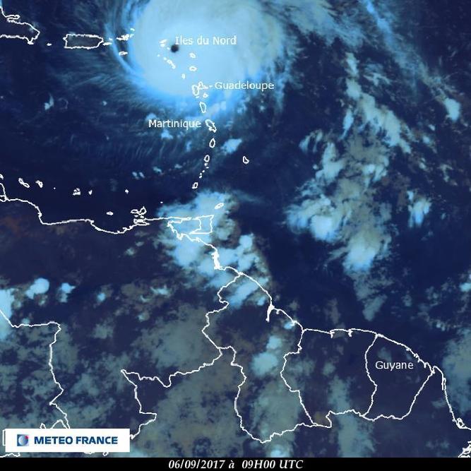 AnnickGirardin's tweet image. #Irma mes pensées vont également aux 5000 personnes présentes sur les îles non-françaises qui sont également frappées