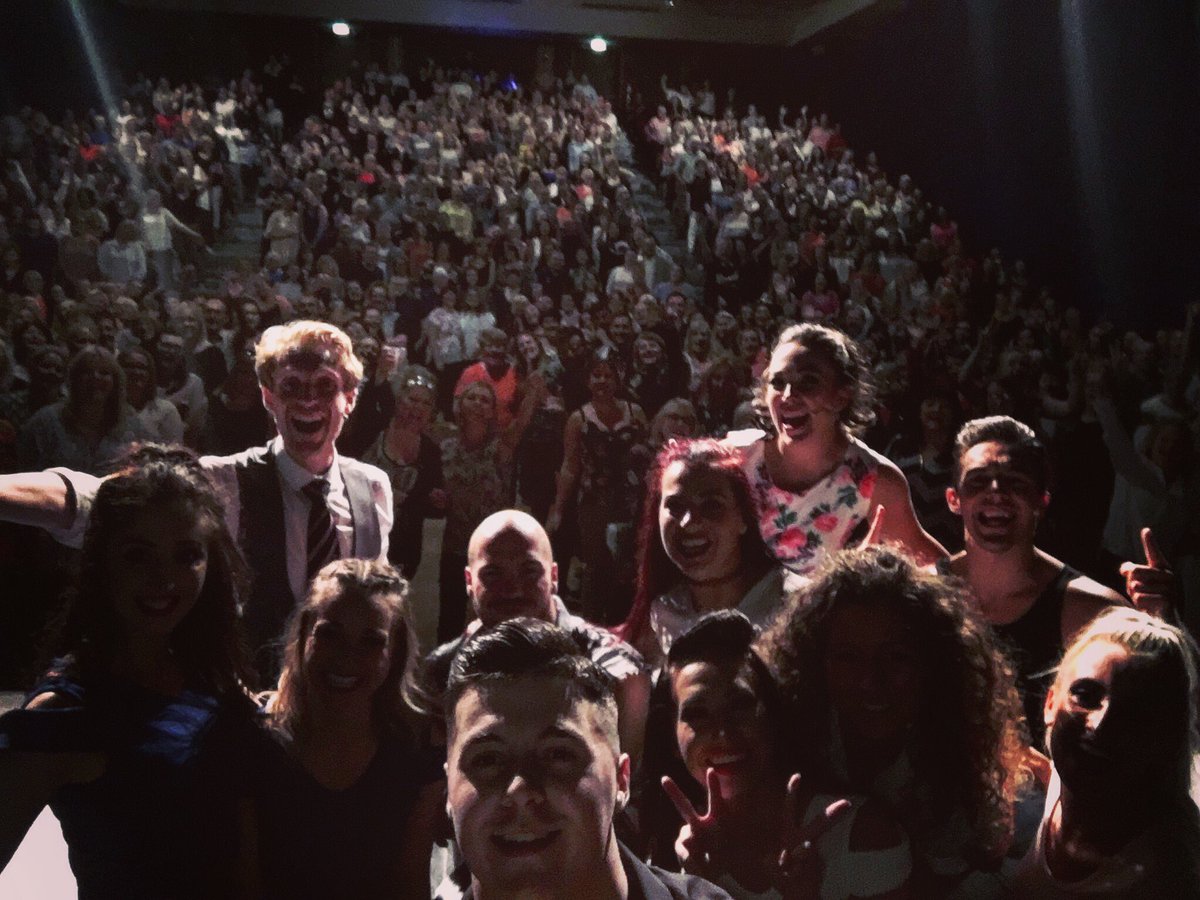 taylorrettke's tweet image. First show of @GoDirtyDancing in Peterborough last night! These 700 seemed to enjoy it #dirtydancing #musicaltheatre