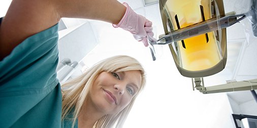 dentalhealthorg's tweet photo. Don't just go to the #dentist when you have a problem! Maintain regular visits and attend appointments as often as recommended! #oralhealth https://t.co/PGDMv0h4I2