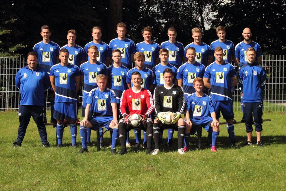 GmbhLgh's tweet photo. Mit der LGH auf Erfolgskurs: https://t.co/ojImkMpxzt
#sponsoring #Football #support #Hamburg #LGH #liftinggear #liftingquality #neueTrikots https://t.co/bww5bashjO