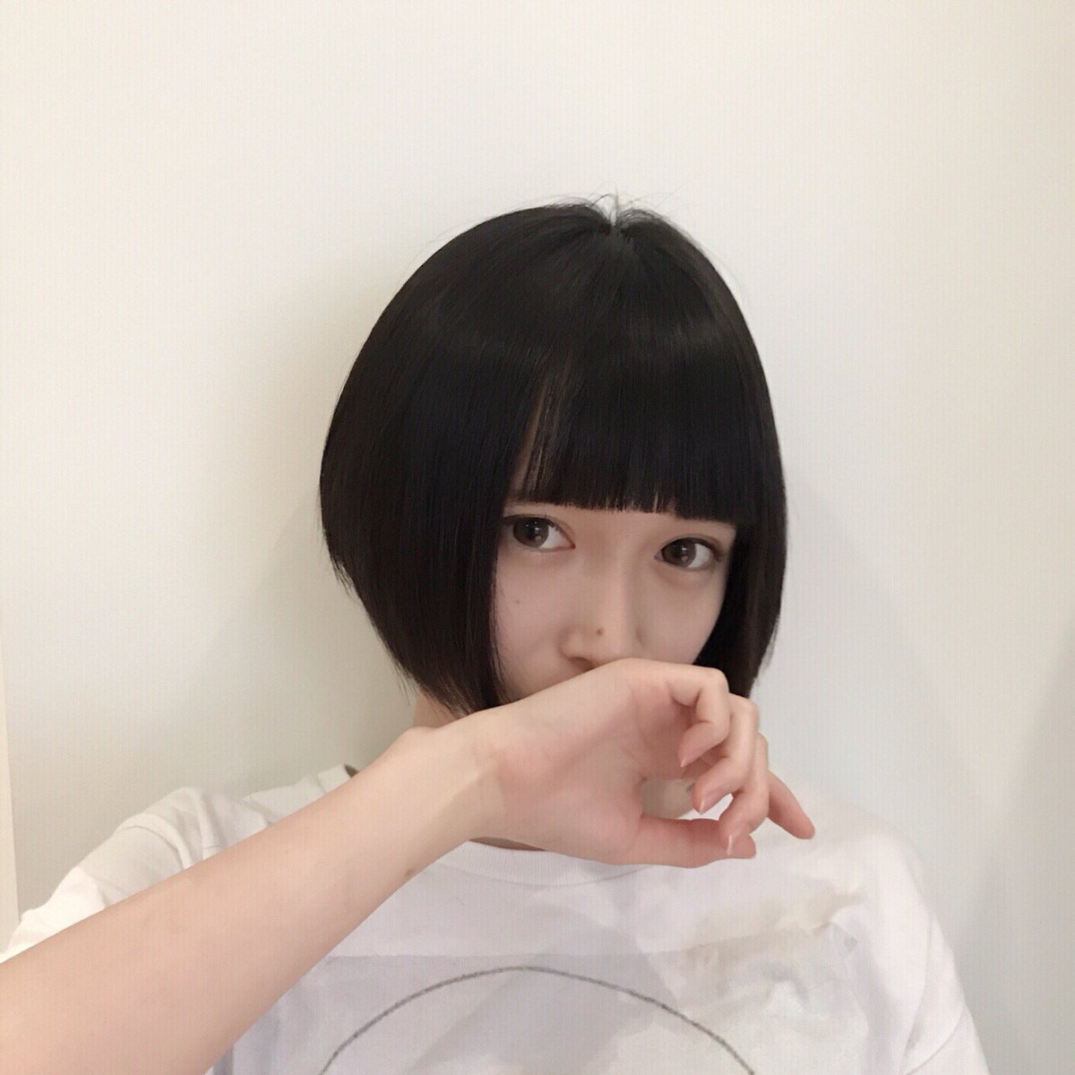 Uzivatel 内田聡一郎 Na Twitteru 今日はモデルのつぶらちゃん Rnrn 04 が来店 パツン前髪に前下がりのショートボブです やっぱり黒髪ショート女子は素敵 最近はヤンジャンにグラビア登場もして要チェックや