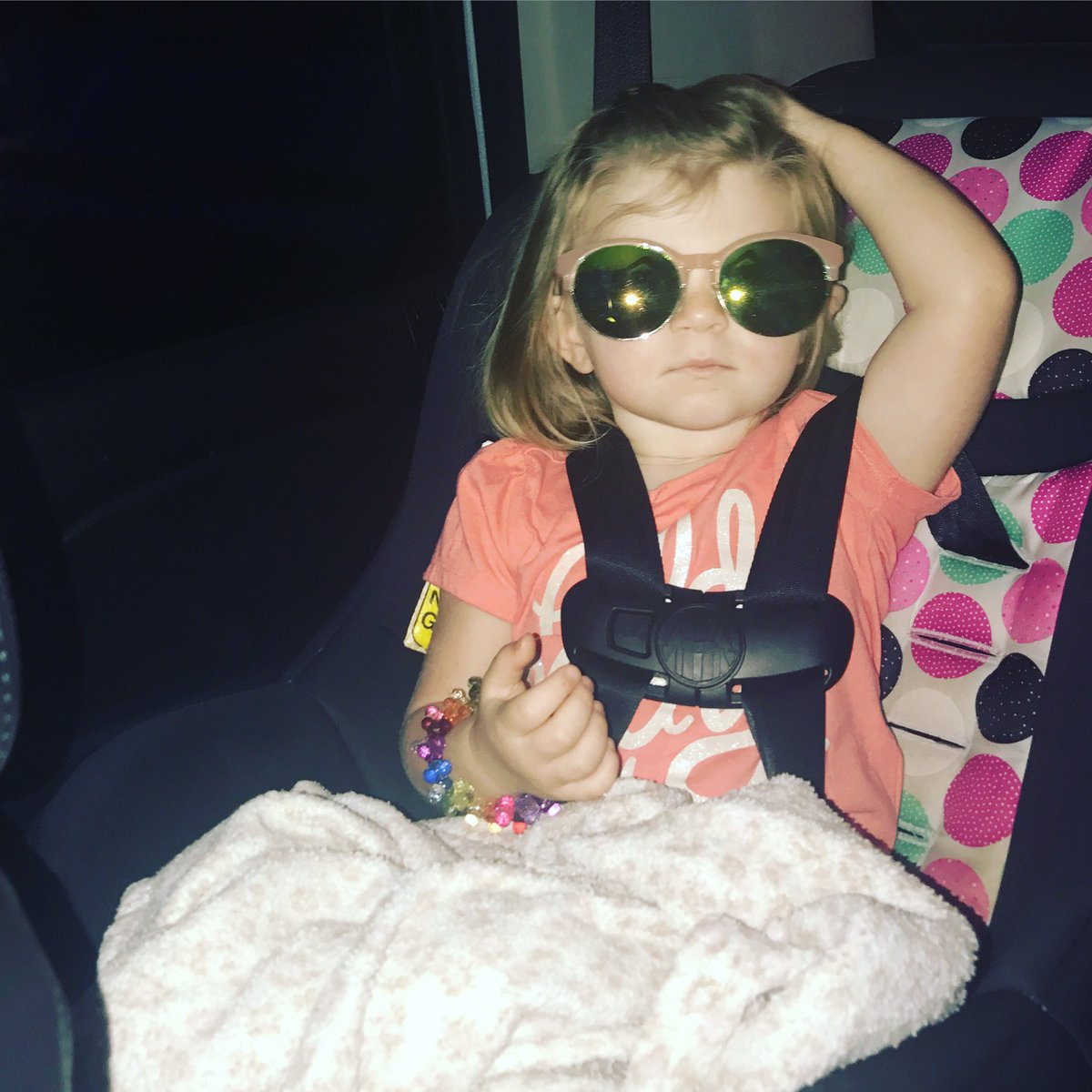 EnnisMommaX4's tweet photo. Ready for this Wednesday like a boss!! #HarperReese💜#MissSassypants💄💁🏼#tocoolforyou🕶 https://t.co/5MQWDmlBJg