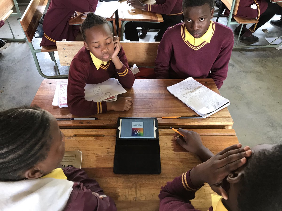 mikeyzozo's tweet photo. Learners working on their #ExcelInEd2017 projects at Mbatini PS using @BookCreatorApp @iSchoolAfrica @DRDLR_online https://t.co/CkwJKMVZFj