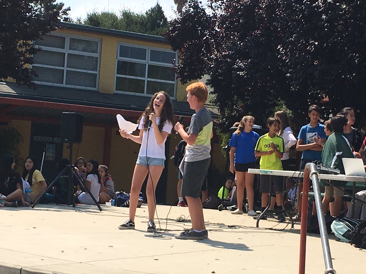 Blach School tweet media