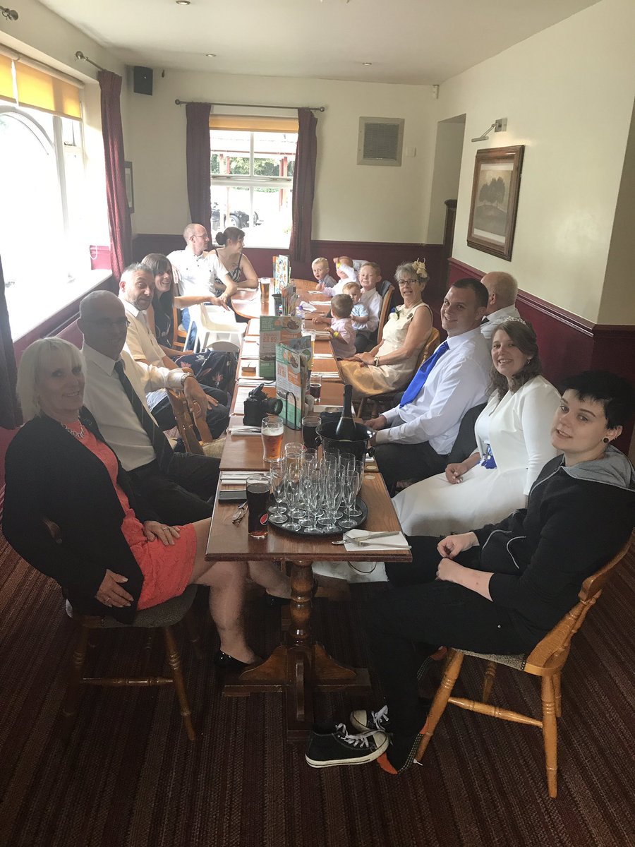When you have a wedding reception at lunch time @castlelake1 <a href="/WeAreSUGM/">WeAreSUGM</a>