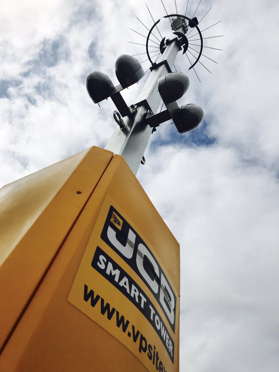 _AntoineALLAIRE's tweet photo. Aujourd'hui mise sous surveillance d'un camp militaire désaffecté proche de Meximieux. @vpsfrance #JCBSmartTowers #securitechantier https://t.co/edE3Uaj7Zu