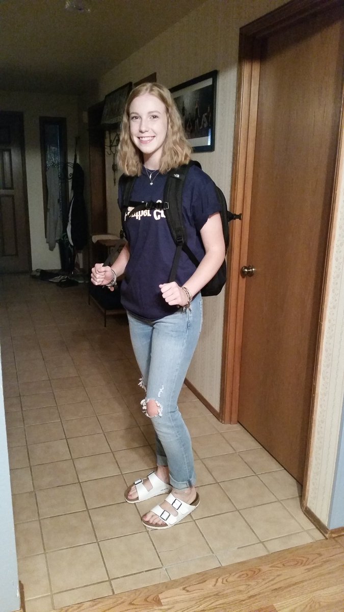 p4frame's tweet photo. BLHS 1st day Junior year @abbyframe_ proud of you for getting up early to be a part of Panther Crue! @SumnerSchools. #SSDFirstday https://t.co/Wuaa6a7qpR