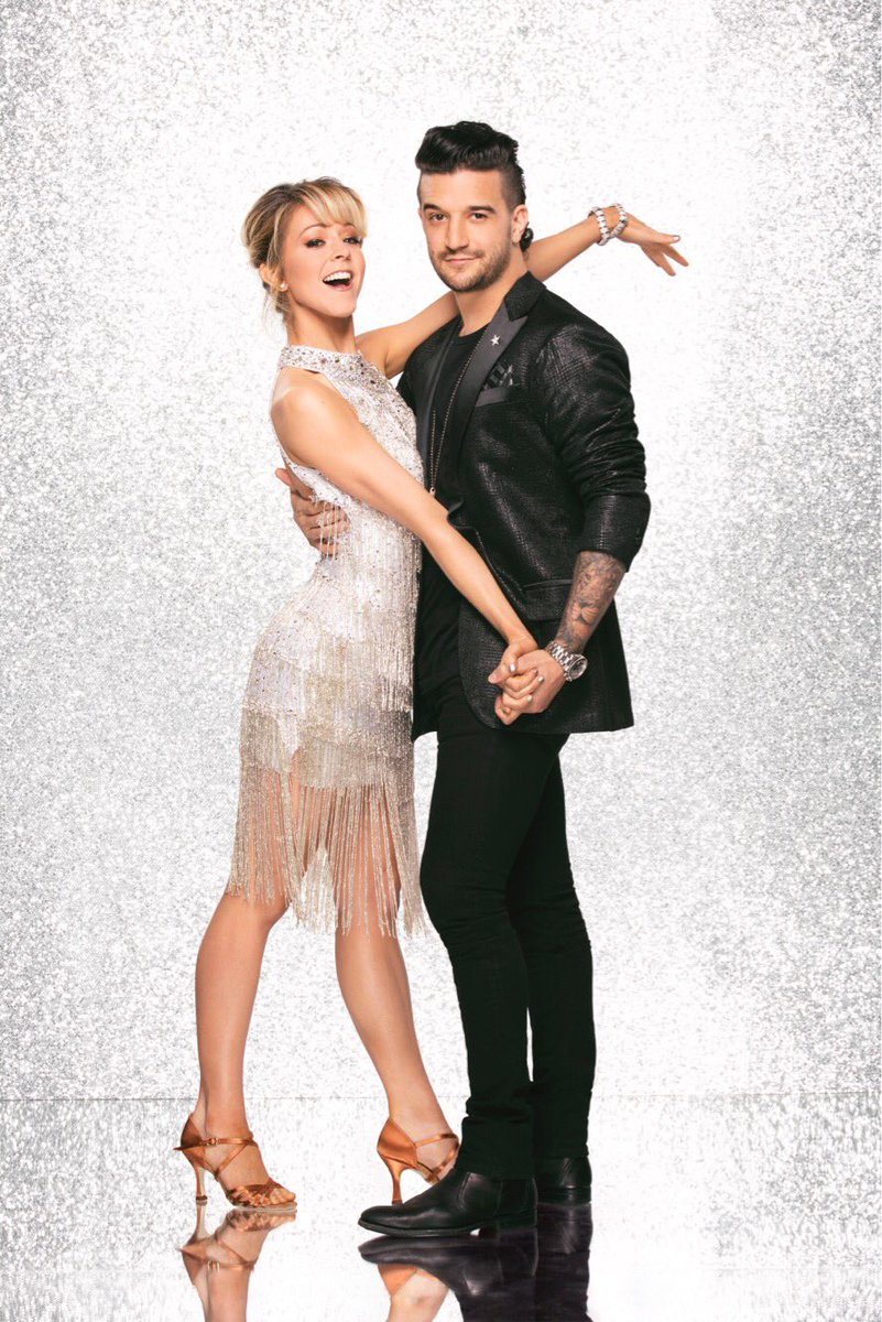 LindseyStirling's tweet photo. It's official #DancingWiththeStars #teamSTARK https://t.co/iGwoocF0sA