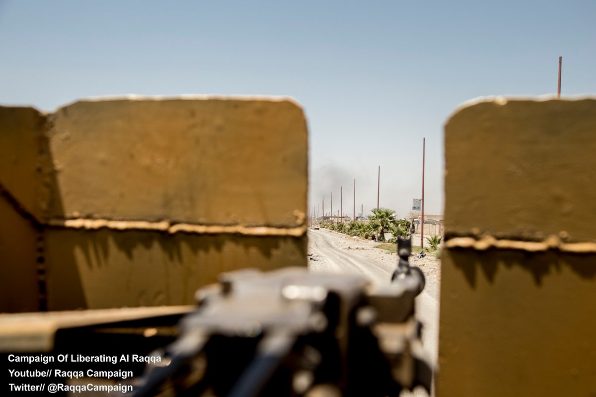 raqqacampaign's tweet photo. Violent battles in Muroor neighborhood on western side of #Raqqa,and the forces were able to liberate Nufoos building,killing 47 terrorists. https://t.co/9BQVljIjRN